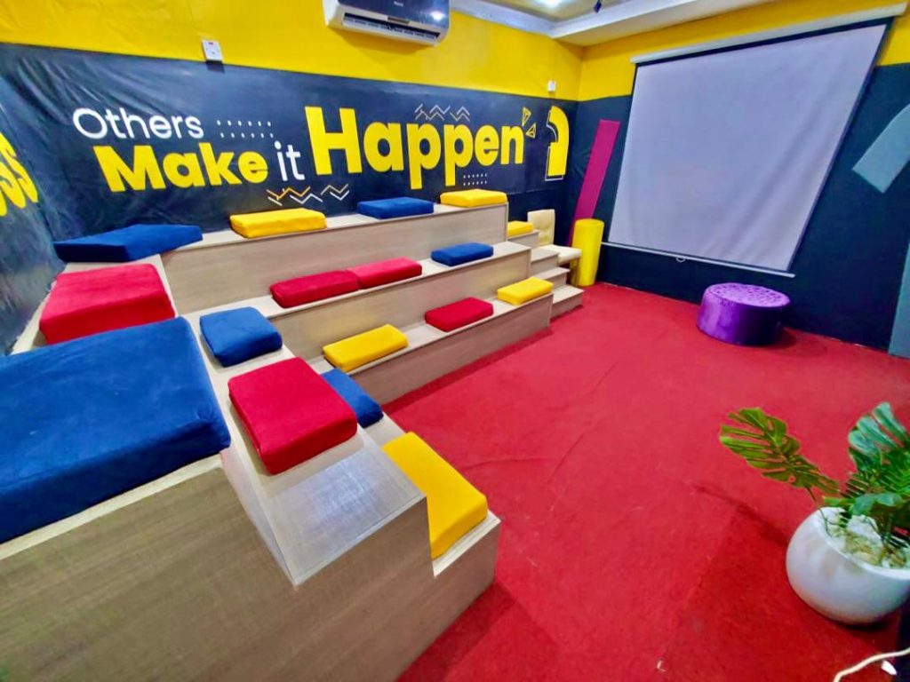 Coworking Space | Zahari Workspace Meeting room